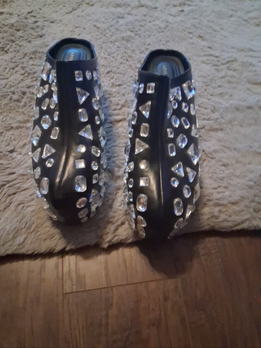 AZALEA WANG JEWEL PLATFORM CLOGS Azalea 10 Black